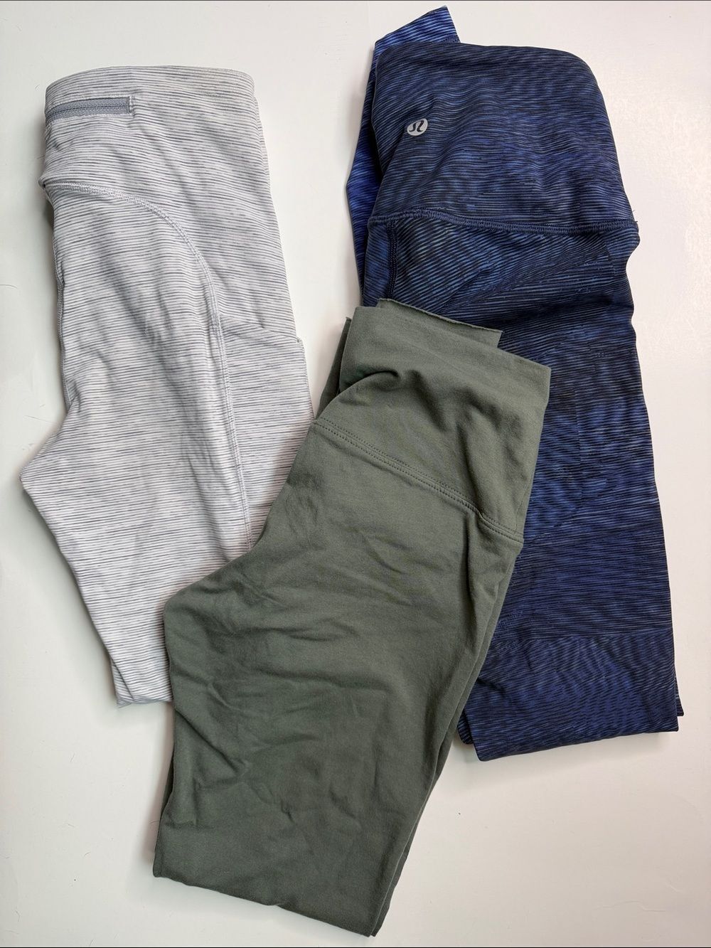 Lululemon & Aritzia Legging Bundle Sz 2 / XS High-Rise Athletic Yoga Pants